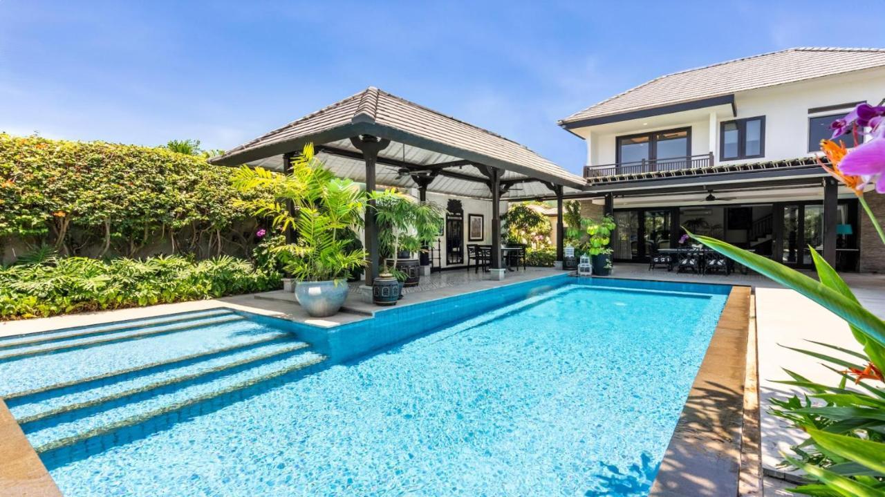 Kejora 12 Beachfront 3 Bedroom Luxe Villa Sanur  Exterior photo