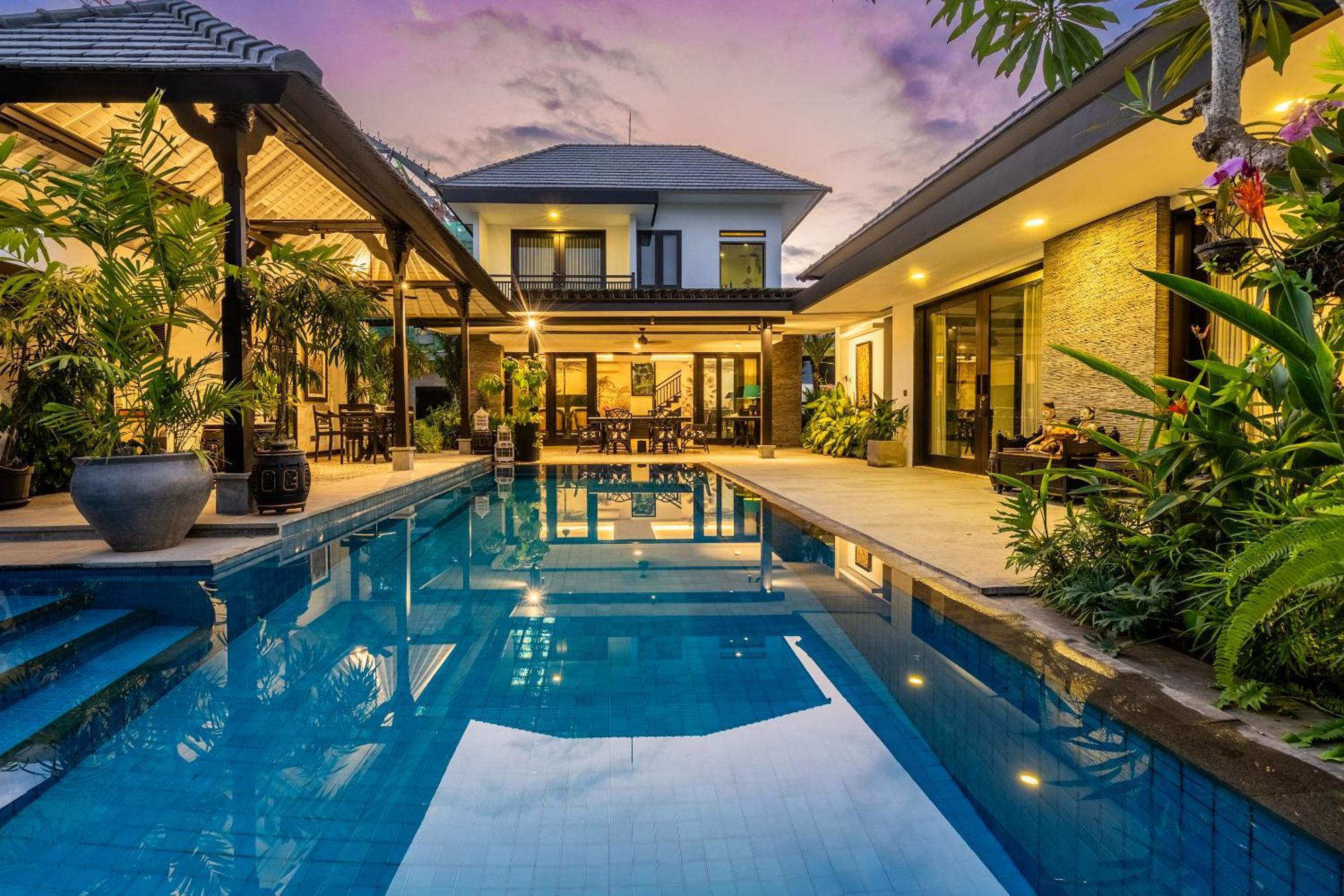 Kejora 12 Beachfront 3 Bedroom Luxe Villa Sanur  Exterior photo